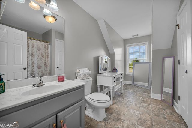 450 Memorial Road, Hartwell, GA 30643