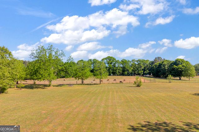 450 Memorial Road, Hartwell, GA 30643
