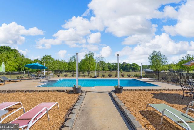 450 Memorial Road, Hartwell, GA 30643