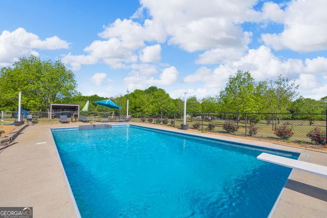 450 Memorial Road, Hartwell, GA 30643