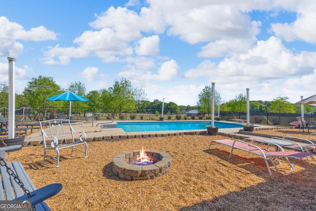 450 Memorial Road, Hartwell, GA 30643