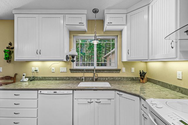 4059 Ditch Creek Road, Rogue River, OR 97537