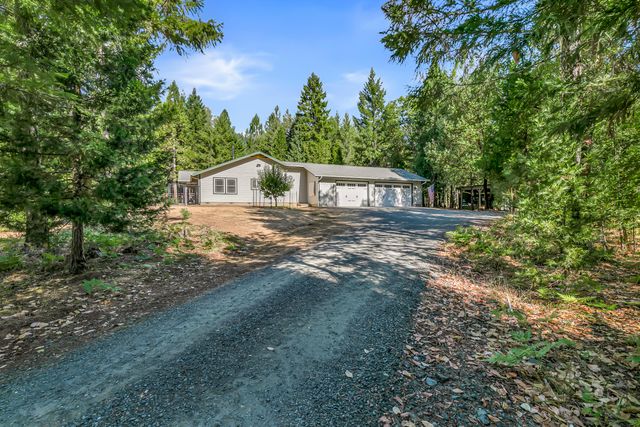4059 Ditch Creek Road, Rogue River, OR 97537