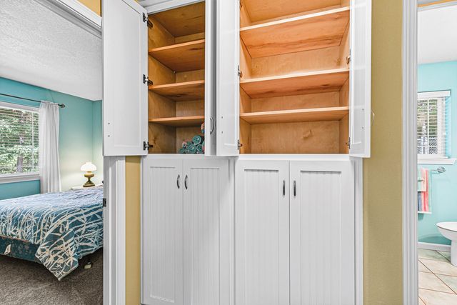 4059 Ditch Creek Road, Rogue River, OR 97537