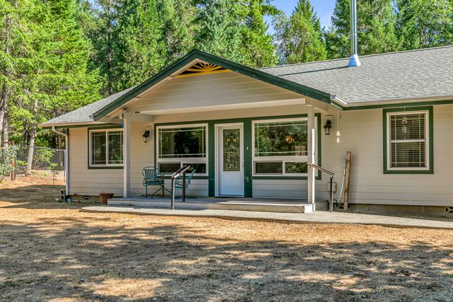 4059 Ditch Creek Road, Rogue River, OR 97537