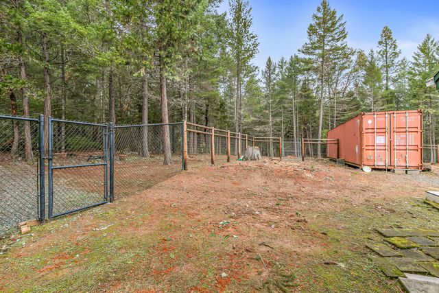 4059 Ditch Creek Road, Rogue River, OR 97537