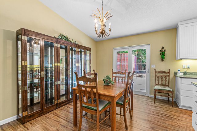 4059 Ditch Creek Road, Rogue River, OR 97537