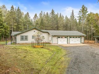 4059 Ditch Creek Road, Rogue River, OR 97537