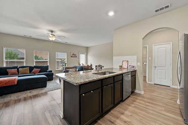 1405 Kite Street, Desoto, TX 75115