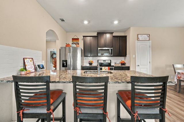 1405 Kite Street, Desoto, TX 75115