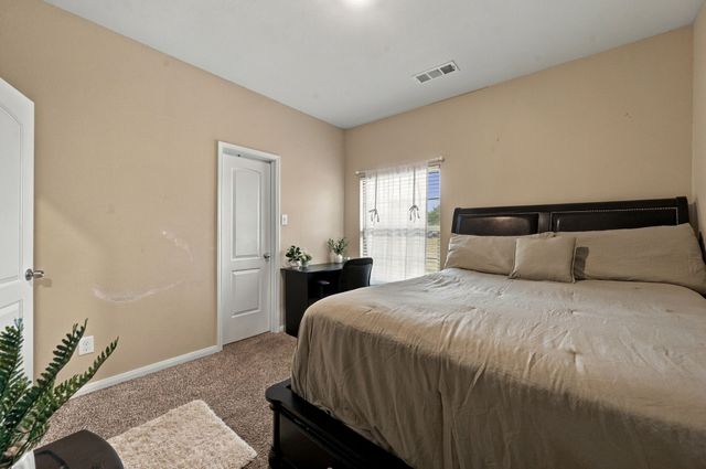 1405 Kite Street, Desoto, TX 75115