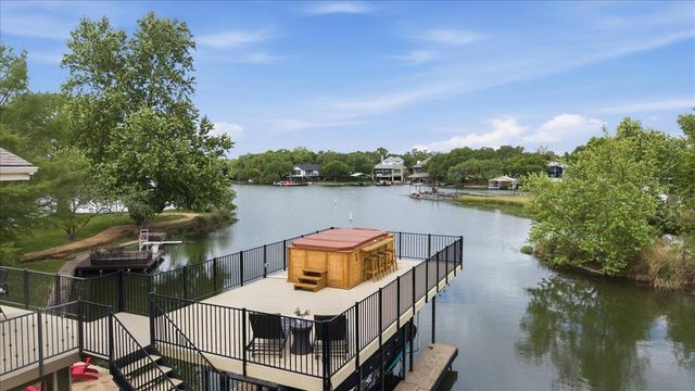 806 Misty Downs DR, Granite Shoals, TX 78654