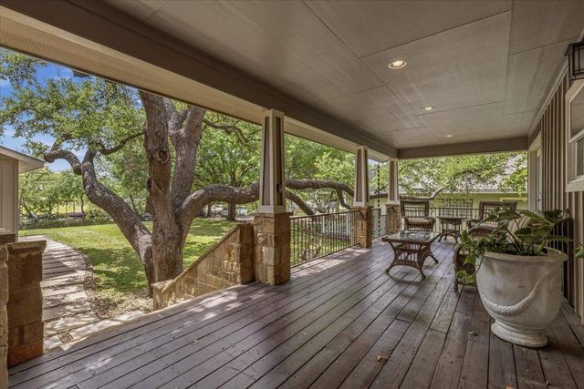 806 Misty Downs DR, Granite Shoals, TX 78654