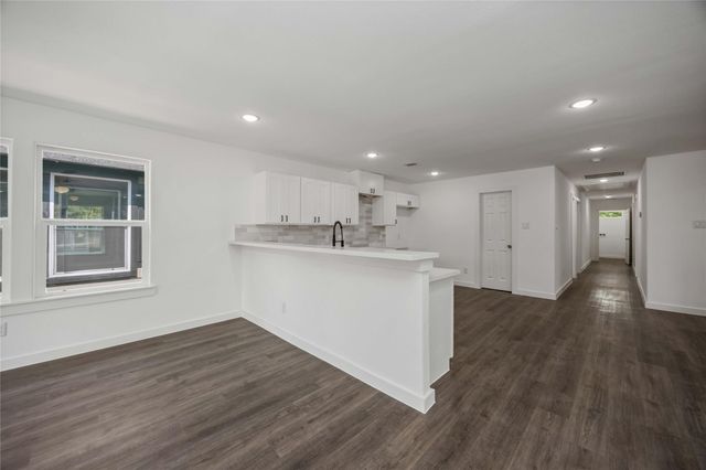 8404 Depriest Street, Houston, TX 77088