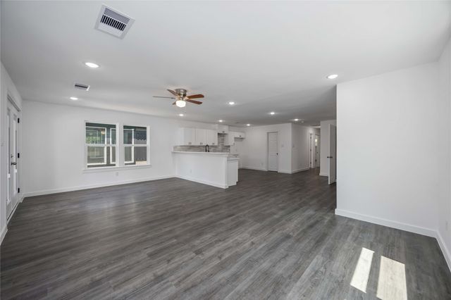 8404 Depriest Street, Houston, TX 77088