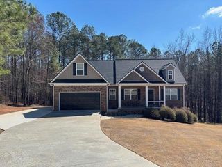 100 Maple Leaf Drive, Oxford, GA 30054