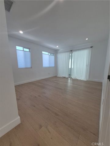 3439 Plata, Los Angeles, CA 90026