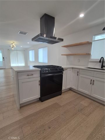 3439 Plata, Los Angeles, CA 90026