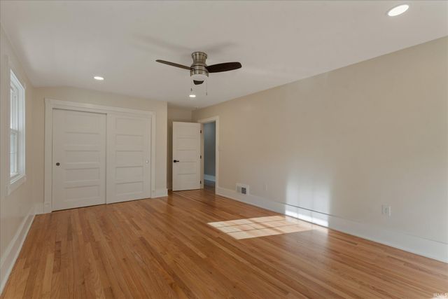 3002 Robinhood Lane, South Bend, IN 46614