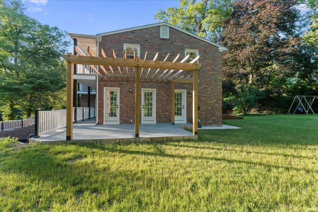 3002 Robinhood Lane, South Bend, IN 46614