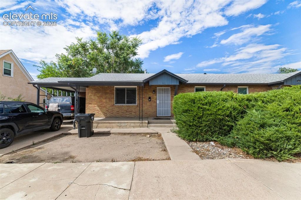 1017 /1019 N Elizabeth Street, Pueblo, CO 81003 — photo 2