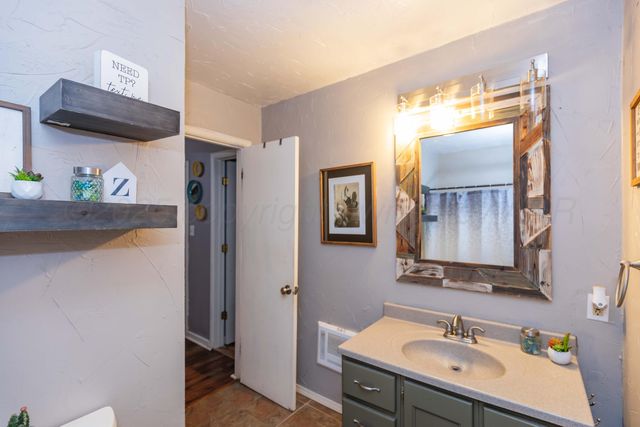 1607 N Mary Ellen Street, Pampa, TX 79065