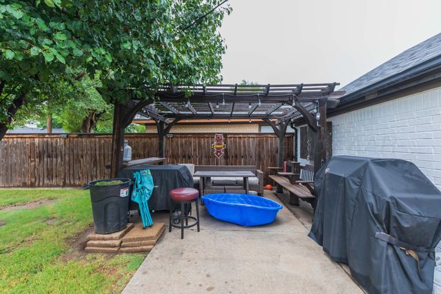 1607 N Mary Ellen Street, Pampa, TX 79065