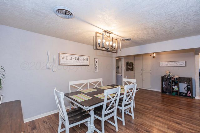 1607 N Mary Ellen Street, Pampa, TX 79065