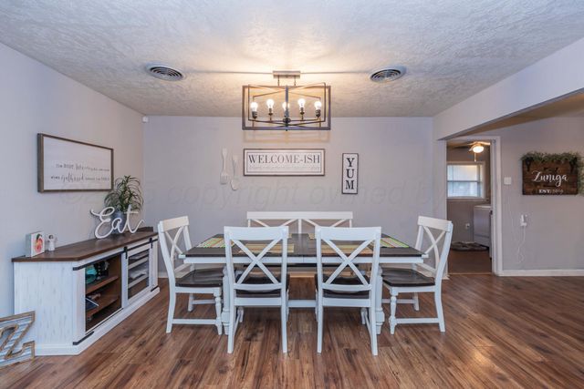 1607 N Mary Ellen Street, Pampa, TX 79065