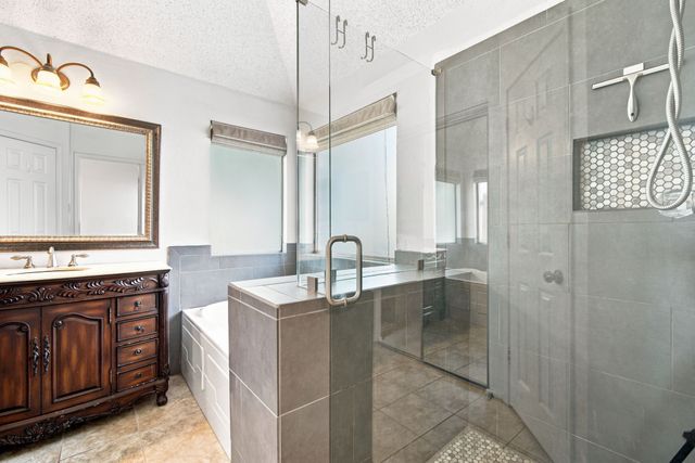 316 Willow Creek Lane, Glenn Heights, TX 75154