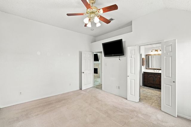 316 Willow Creek Lane, Glenn Heights, TX 75154