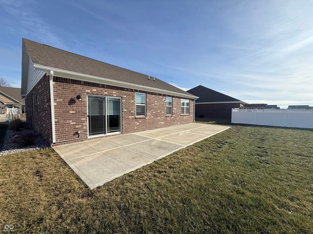 1315 Bontrager Lane, Shelbyville, IN 46176