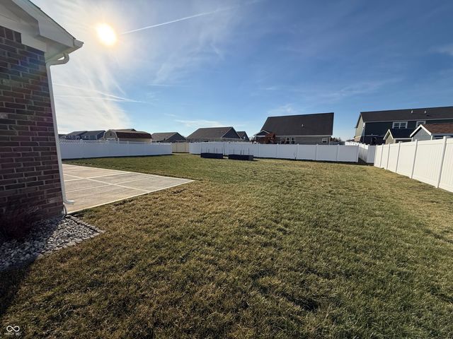 1315 Bontrager Lane, Shelbyville, IN 46176