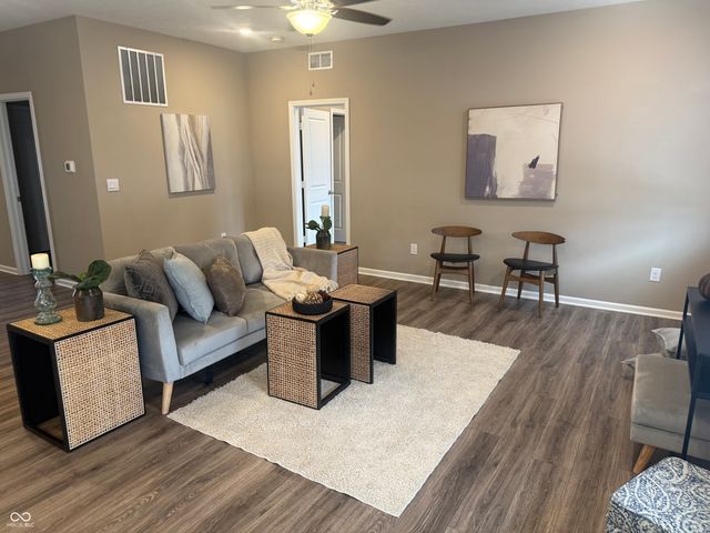 1315 Bontrager Lane, Shelbyville, IN 46176