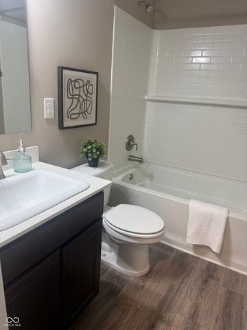 1315 Bontrager Lane, Shelbyville, IN 46176