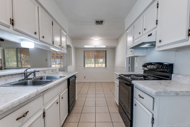 14210 Light Bend, San Antonio, TX 78217