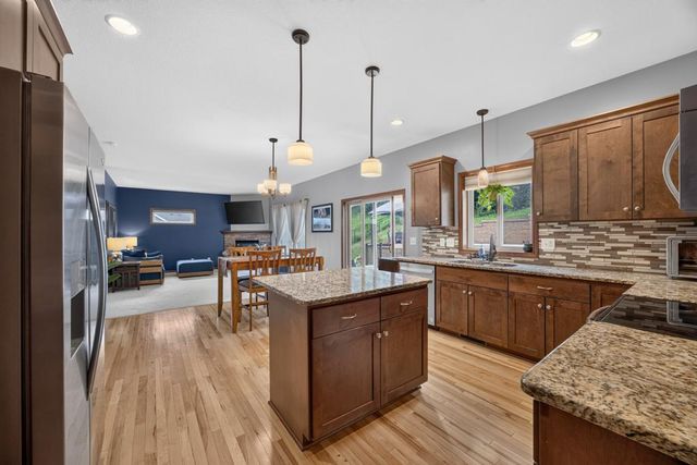 2314 Ponderosa Drive SW, Rochester, MN 55902
