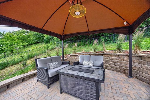 2314 Ponderosa Drive SW, Rochester, MN 55902