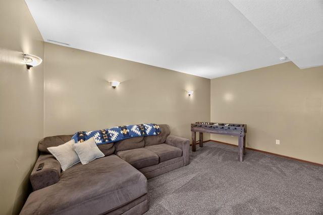 2314 Ponderosa Drive SW, Rochester, MN 55902