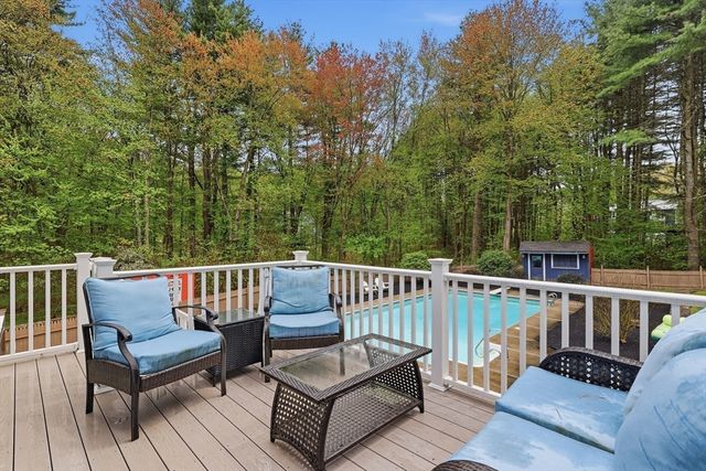 91 Green Road, Bolton, MA 01740