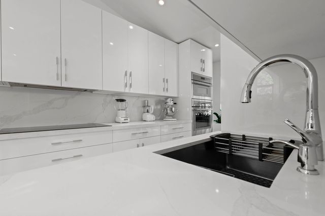 3400 Water Oak Drive 1501, Hollywood, FL 33021