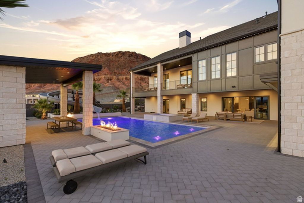 Image 3 of property listing at 1202 S INDIAN DR, Washington, UT 84780
