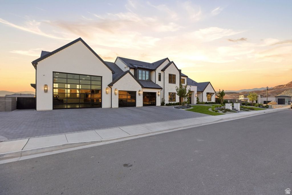 Image 37 of property listing at 1202 S INDIAN DR, Washington, UT 84780
