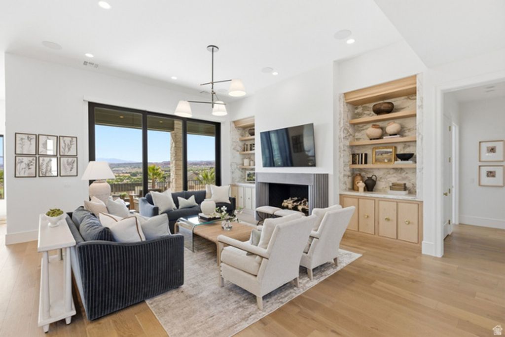 Image 46 of property listing at 1202 S INDIAN DR, Washington, UT 84780