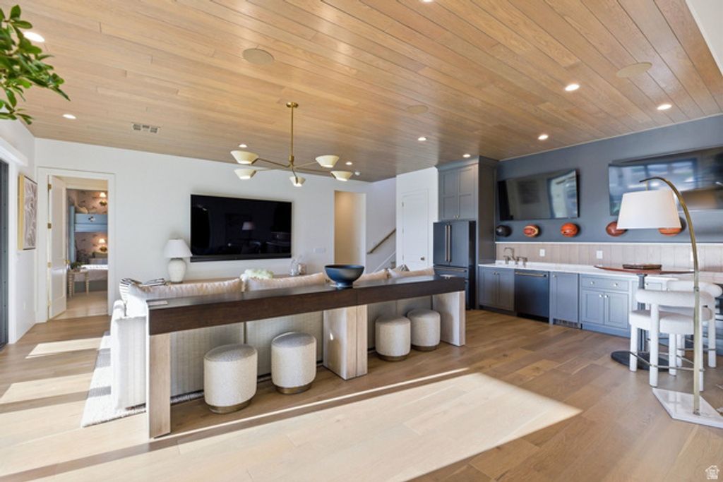 Image 74 of property listing at 1202 S INDIAN DR, Washington, UT 84780