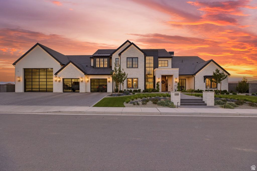 Image 88 of property listing at 1202 S INDIAN DR, Washington, UT 84780