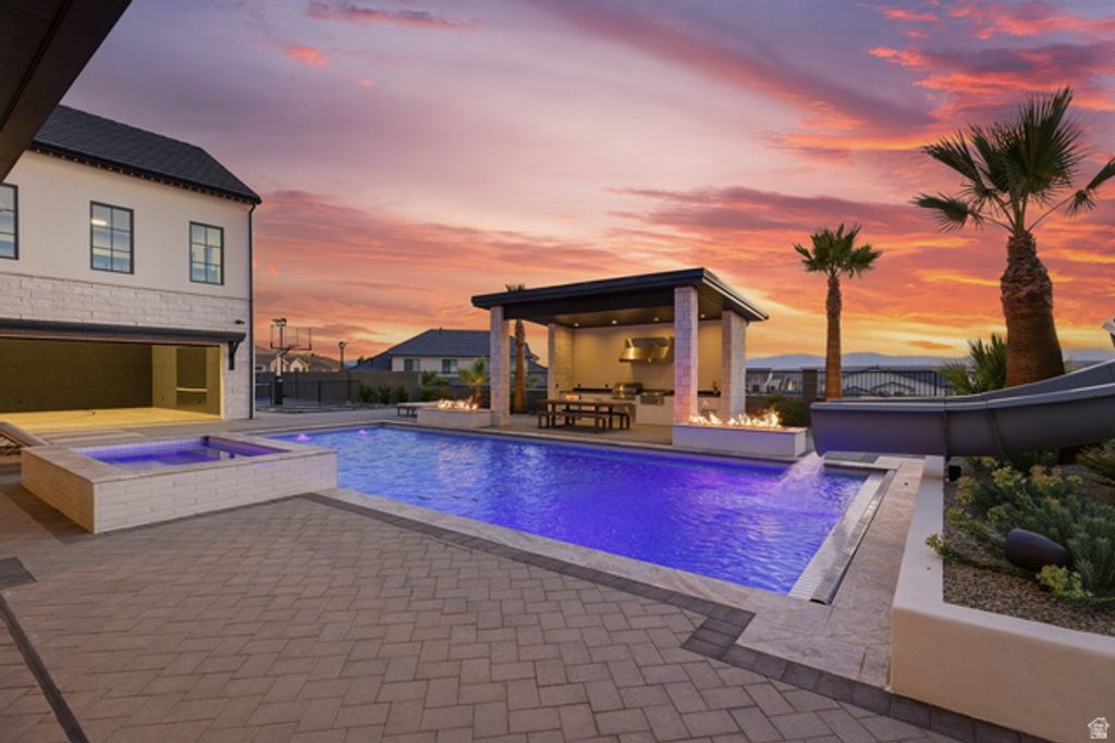 Image 90 of property listing at 1202 S INDIAN DR, Washington, UT 84780