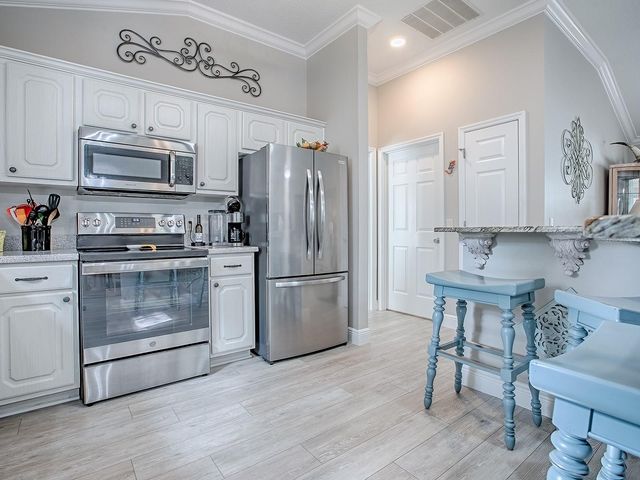 421 ALDAMA AVENUE, The Villages, FL 32159