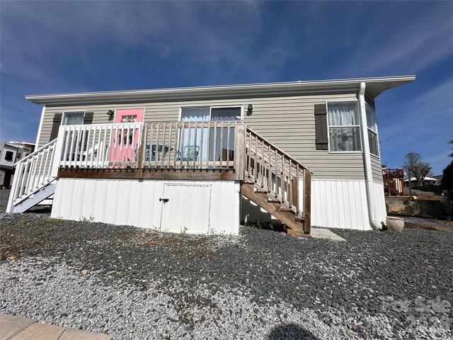 166 Eagle Drive, New London, NC 28127