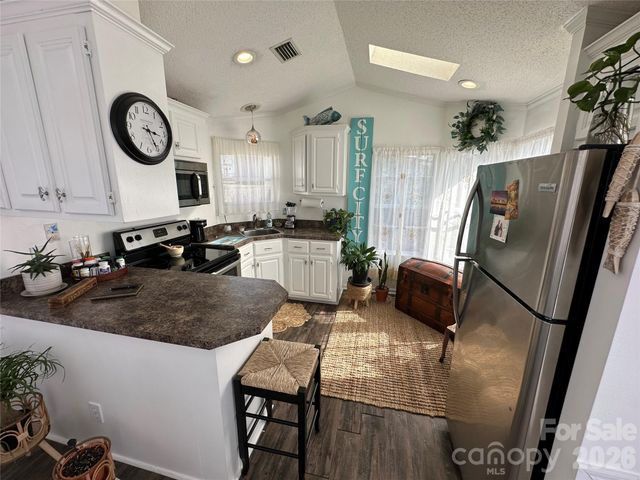 166 Eagle Drive, New London, NC 28127